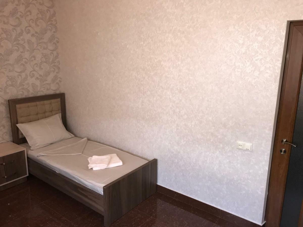 Liko Hostel Γιερεβάν Εξωτερικό φωτογραφία