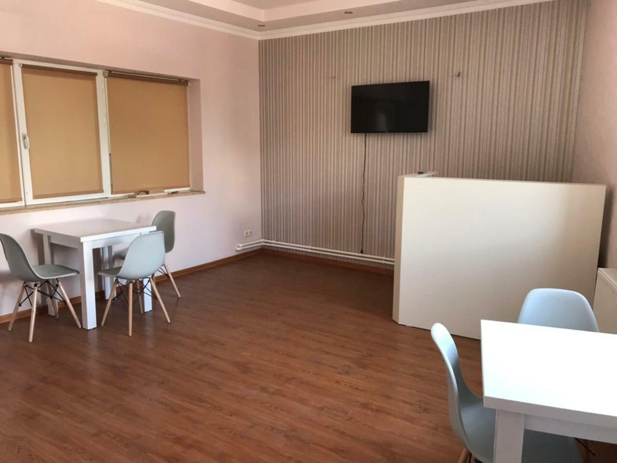 Liko Hostel Γιερεβάν Εξωτερικό φωτογραφία