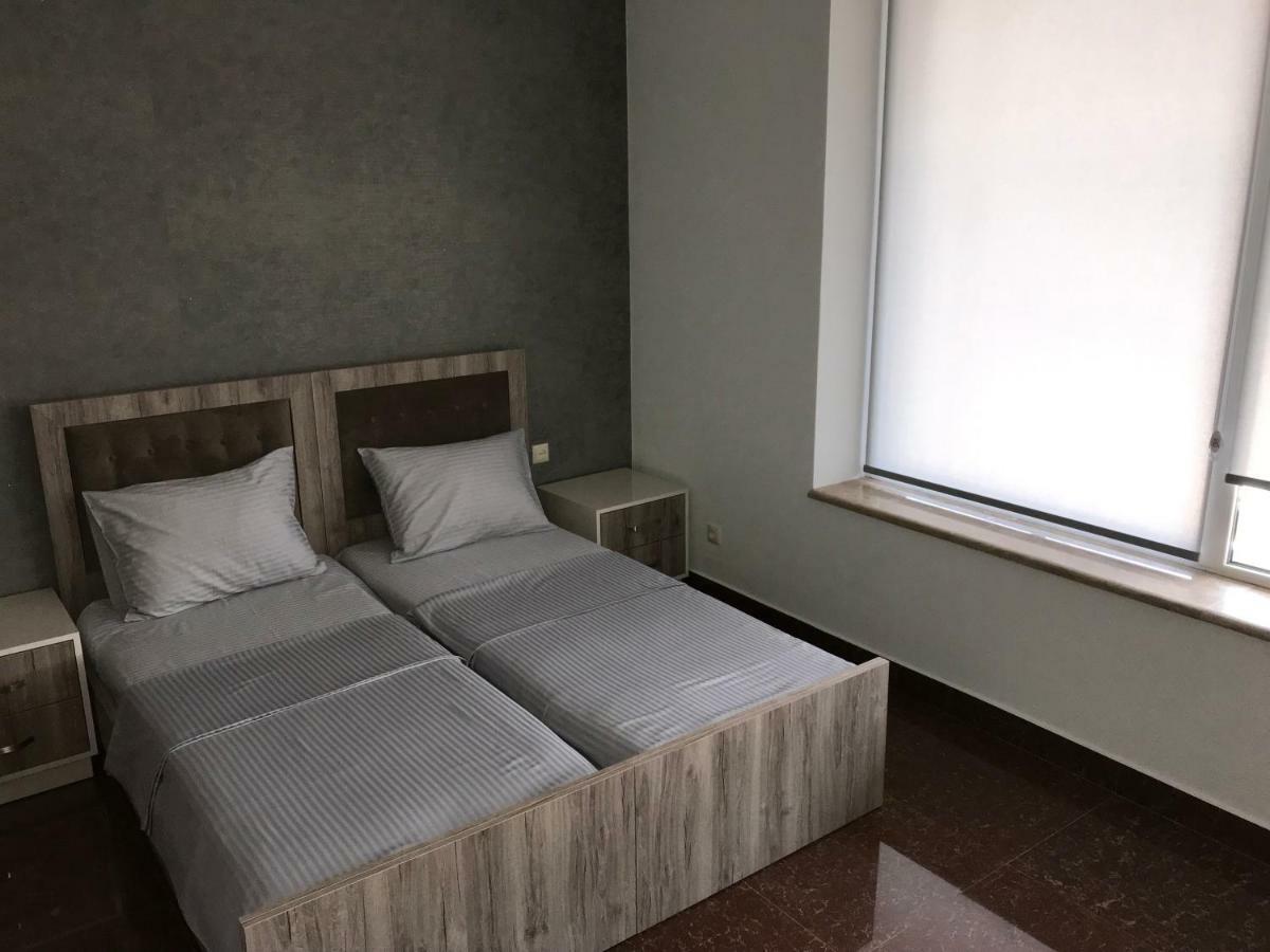 Liko Hostel Γιερεβάν Εξωτερικό φωτογραφία